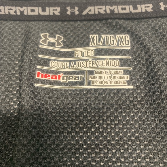 Under Armour XL Project Rock fitted HeatGear Shirt - Picture 3 of 4